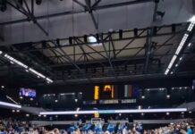 Рилски спортист показа титлата пред феновете си в Самоков