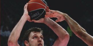 Везенков пак скъса нервите на защитата на ПАО, Олимпиакос с още една стъпка към златото в Гърция