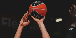 Везенков близо до дабъл-дабъл при победа на Олимпиакос във финалите в Гърция