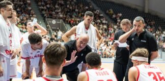 Мъжкият национален отбор победи Румъния след драма