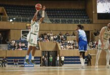 Майкълин Скот се разбра с Муреш