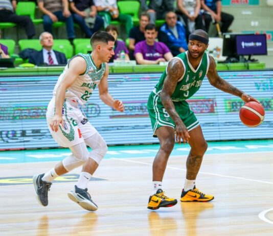 Родни Първис продължава в Северна Македония