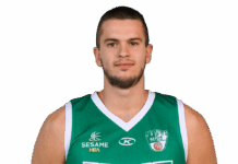 Берое запазва център