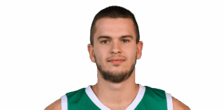 Берое запазва център