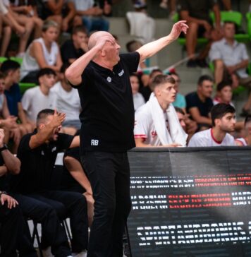 Росен Барчовски: Казах на моите играчи, че не искам нищо на света, освен да направят хубав мач