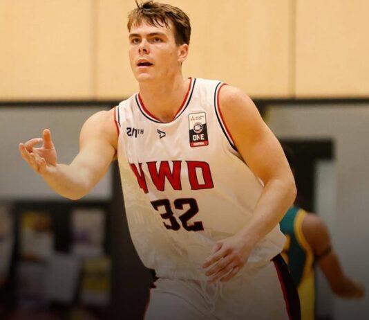 Академик Бултекс 99 се доверява на американец под коша (видео)