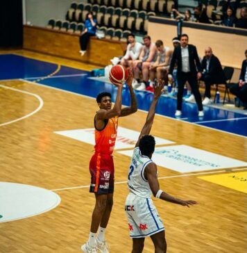 Черно море Тича привлече още един чужденец (видео)