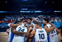 ЕВРОБАСКЕТ 2025: Страхотен Янис Адетокунбо поднесе последния билет за 1/4-финалите на Гърция (видео)