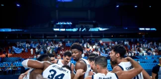 ЕВРОБАСКЕТ 2025: Страхотен Янис Адетокунбо поднесе последния билет за 1/4-финалите на Гърция (видео)