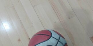 Спартак приема Шумен в сряда