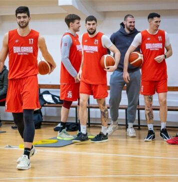 Националите стартираха тренировки в Ботевград