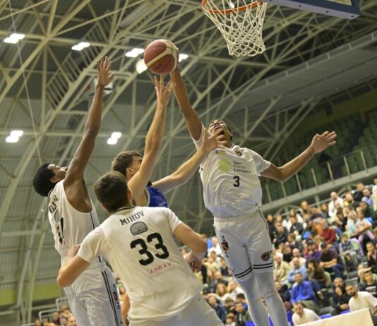 Локомотив взе дербито на Пловдив след трилър с продължение