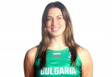 Стефани Костович получи български паспорт (видео)