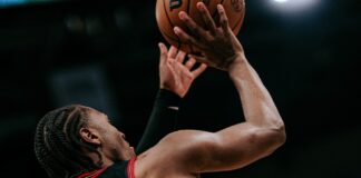 54 точки на Макси изстреляха Филаделфия до триумф срещу Милуоки (видео)