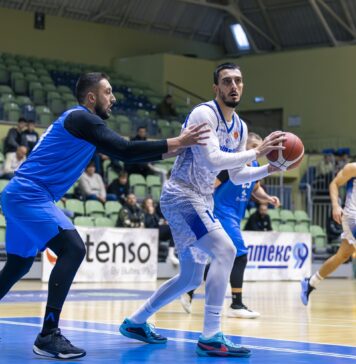 Академик Бултекс 99 спечели срещу Левски (видео)