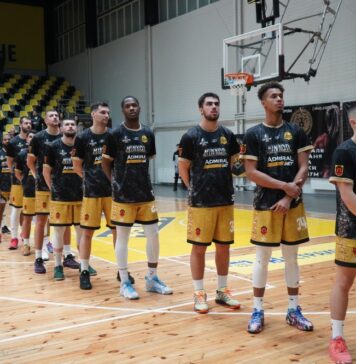 Миньор 2015 се справи с Левски (видео)