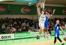 Берое не се даде на Академик (видео)