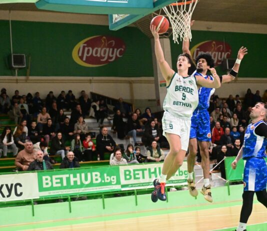 Берое не се даде на Академик (видео)