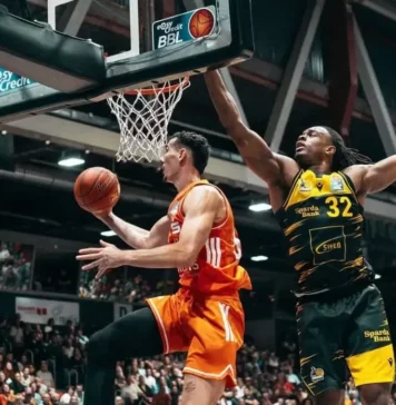 Минчев сред най-добрите при успех на Кемниц в Германия