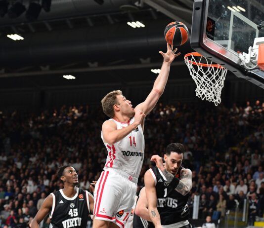 Силен Везенков помогна на Олимпиакос в Болоня (видео)