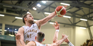 Везенков сред кандидатите за приза Представяне на годината на ФИБА (видео)