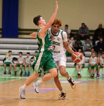 Берое се справи с Ботев 2012 (видео)