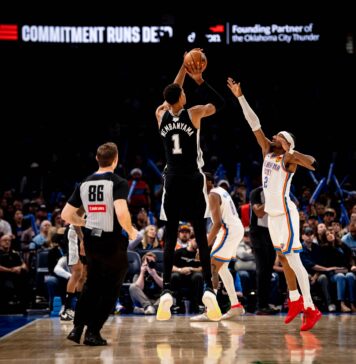 Сан Антонио удари шампиона в НБА на Коледа (видео)