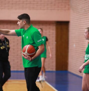 Кампът на 16-годишните девойки: Гръцки треньор работи под зоркия поглед на президента на БФБаскетбол