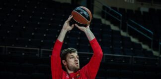 Везенков най-полезен, но и това не спаси Олимпиакос в дуела с „фенерите“ (видео)