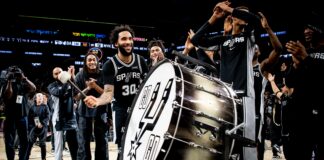 Сан Антонио взе реванш от Ню Йорк за загубата във финала на НБА Къп (видео)