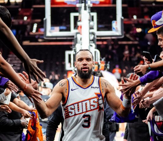 Финикс наложи волята си над Детройт (видео)