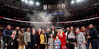 Емоциална нощ в Чикаго: Извадиха от употреба екипа с №1 в чест на Дерик Роуз (видео)