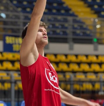 Иван Алипиев започна с победа в новия си тим в Италия