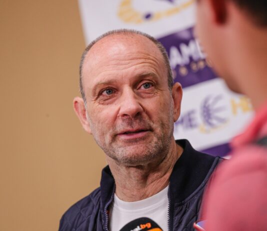 Тити Папазов е блокиран в Тел Авив след атаките в Израел