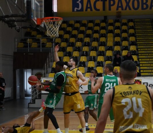 Обрат под пара: Черно море Тича превзе крепостта на Миньор с безмилостен щурм