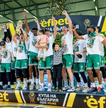 Купа №6 в историята на Черно море Тича