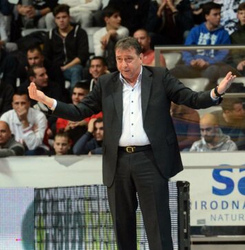 Бивш наставник на Лукойл Академик поема Спартак