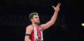 Пред Джокович и Перо Антич: Александър Везенков с нов майсторски клас в Евролигата (видео)