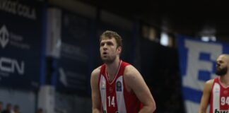 Везенков сред най-добрите при нов успех на Олимпиакос в Гърция