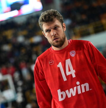 Олимпиакос без Везенков в Каунас утре