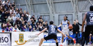 Люто пловдивско дерби: Академик Бултекс 99 си върна на Локомотив (видео)