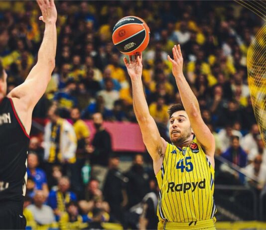 Дъжд от тройки и драма с продължение: Макаби повали Байерн в историческа вечер (видео)