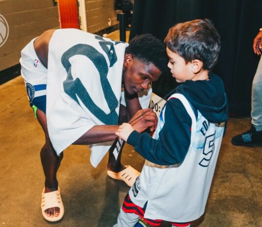 Най-важната победа: Малкият герой на Антъни Едуардс пребори коварна болест