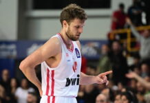 Везенков не успя да довърши финала за Купата на Гърция заради контузия