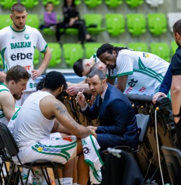 Балкан се разделя с Васил Христов