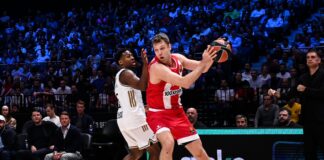 Забивка на Везенков в Топ 10 на Евролигата за февруари (видео)