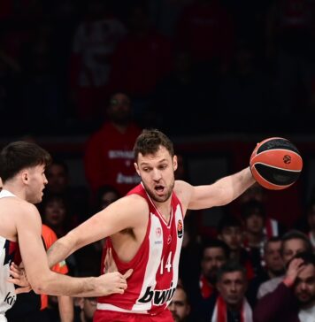 Александър Везенков с ново постижение в Евролигата (видео)