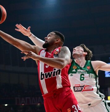 Гръцка класика в Евролигата: Олимпиакос удари Панатинайкос (видео)