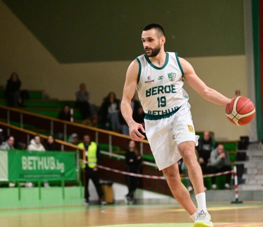 По-малко грешки, повече точки: Берое се справи с Академик Бултекс 99 (видео)