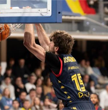 Костадинов отново на линия, Андора би Сарагоса в драма с продължение (видео)